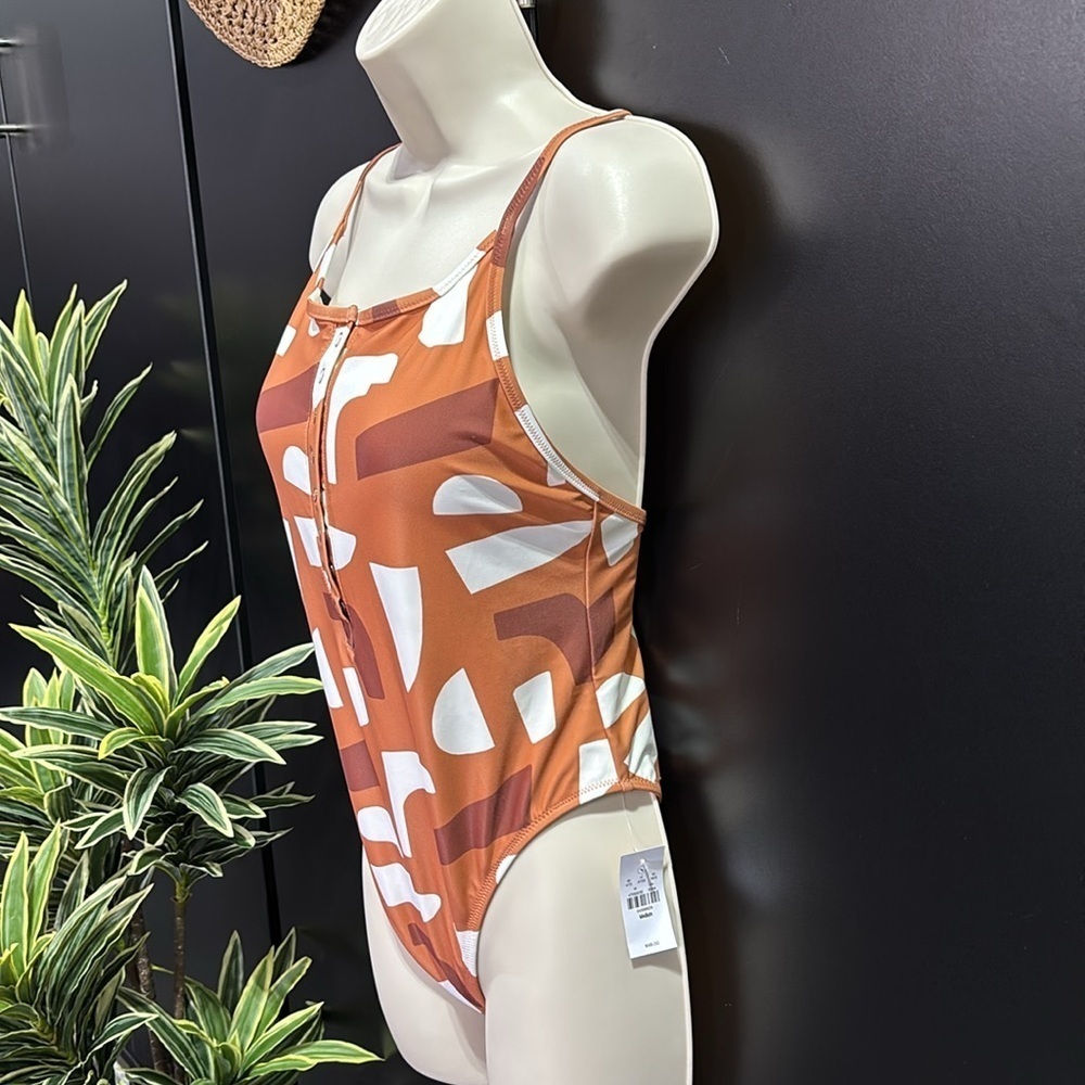 Upwest High Cut,Henley Snap Front,Padded Geometric Pattern One Piece Swim,Summer — image 4 of 8